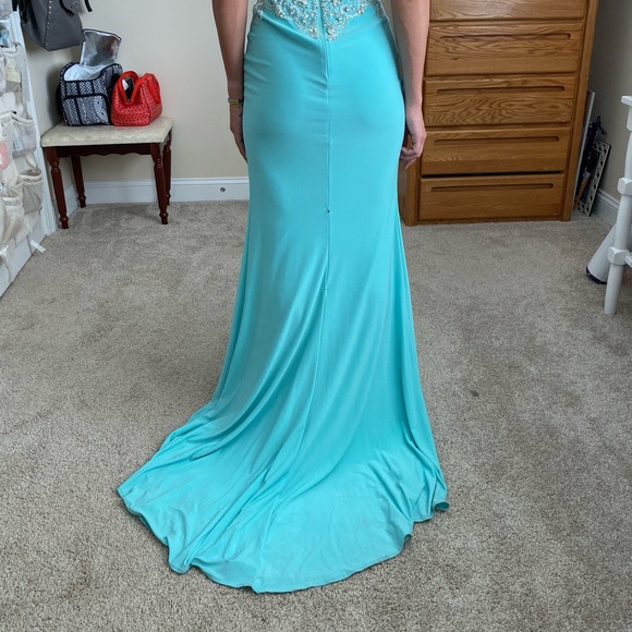 prom dress - Picture 4 of 6